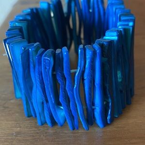 Vibrant Blue Shell Bracelet